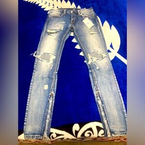 Mnml size 30